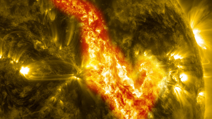 Filament Eruption Creates 'Canyon of Fire' on the Sun, but used to represent a more general explosion...