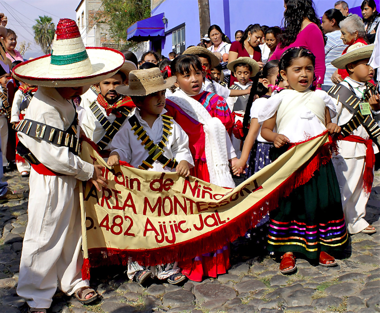 Children from the Montessori Kindergarten singing "La Cucaracha"