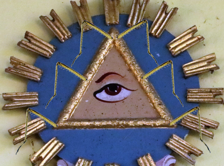 A sculpture of the Eye of Providence in Wayside chapel Geretsberg, with six insect legs added
